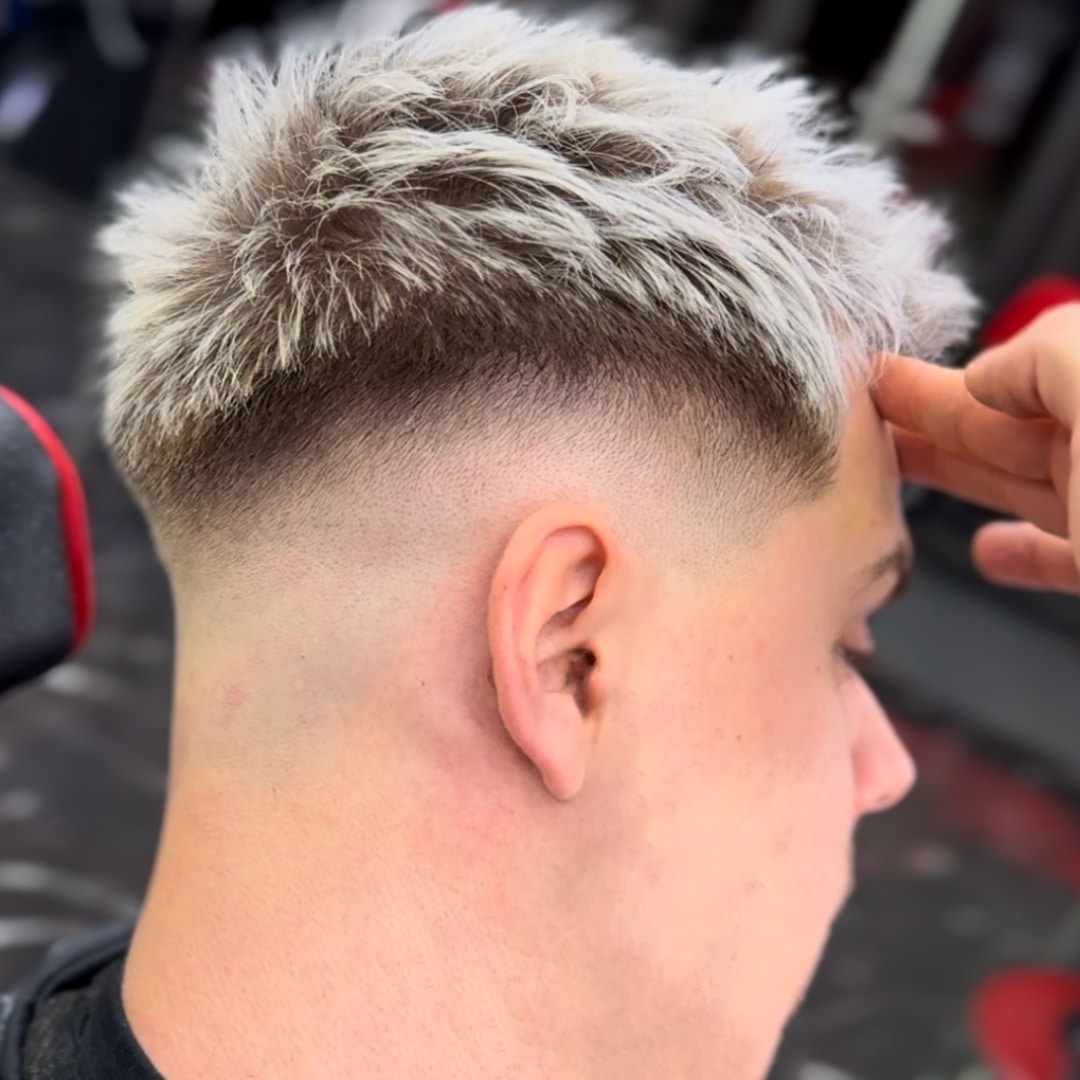 Skin Fade s melírem